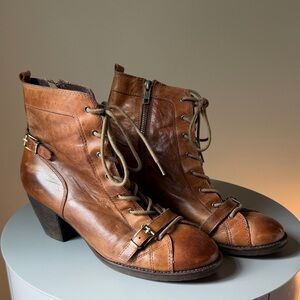 OTBT ankle boots